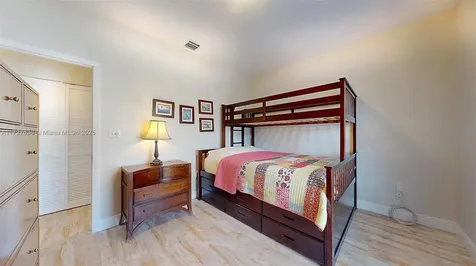 28 Center Lane Key Largo FL 33037