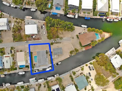 28 Center Lane Key Largo FL 33037