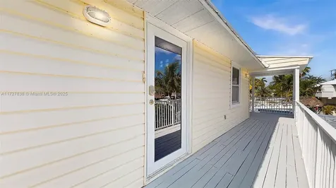 28 Center Lane Key Largo FL 33037