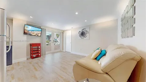 28 Center Lane Key Largo FL 33037