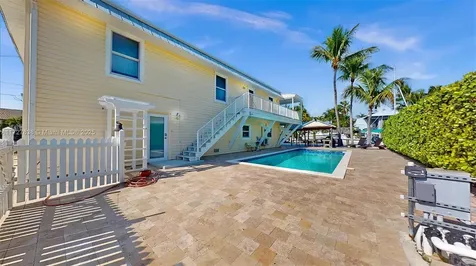 28 Center Lane Key Largo FL 33037