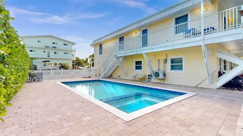 28 Center Lane Key Largo FL 33037