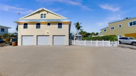 28 Center Lane Key Largo FL 33037