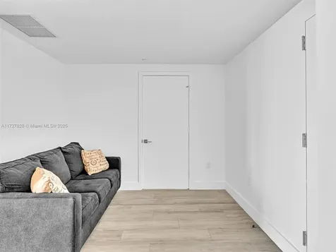 121 NE 34th Street Miami FL 33137