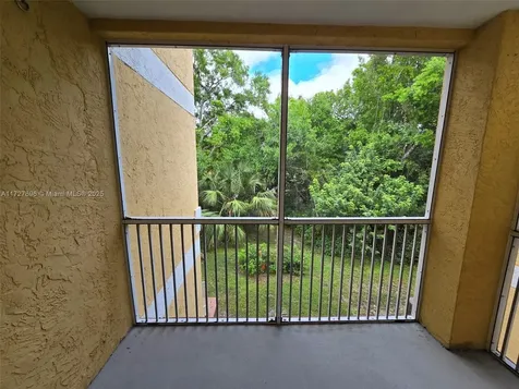 2622 NW 33rd Street Oakland Park FL 33309