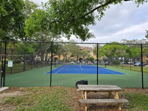 2622 NW 33rd Street Oakland Park FL 33309