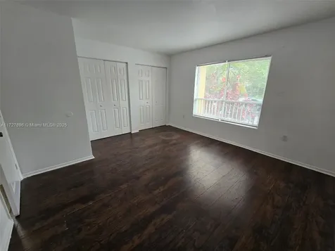 2622 NW 33rd Street Oakland Park FL 33309