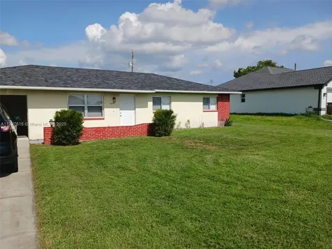 1019 NW 7th Place Cape Coral FL 33993