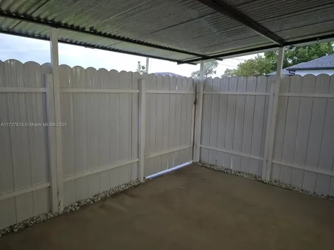 1019 NW 7th Place Cape Coral FL 33993