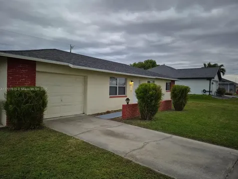 1019 NW 7th Place Cape Coral FL 33993