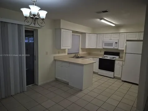 1019 NW 7th Place Cape Coral FL 33993