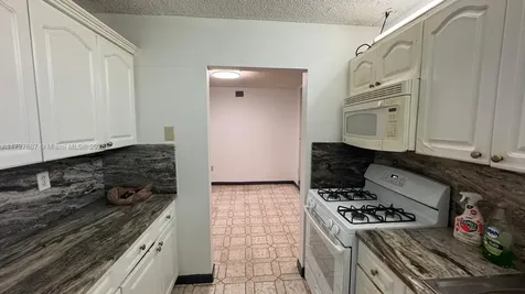 160 NE 203rd Terrace Miami Gardens FL 33179