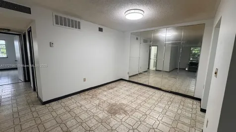 160 NE 203rd Terrace Miami Gardens FL 33179
