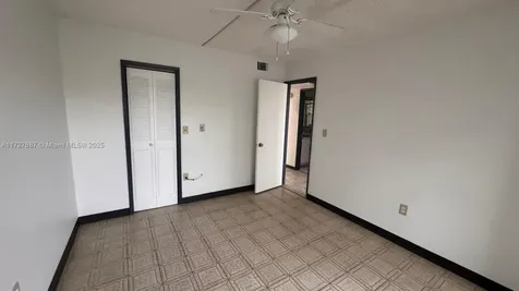160 NE 203rd Terrace Miami Gardens FL 33179