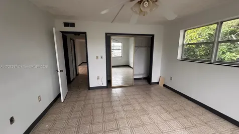 160 NE 203rd Terrace Miami Gardens FL 33179