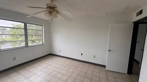 160 NE 203rd Terrace Miami Gardens FL 33179