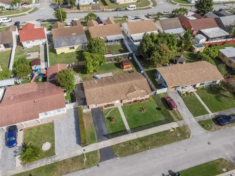3307 NW 202nd Lane Miami Gardens FL 33056