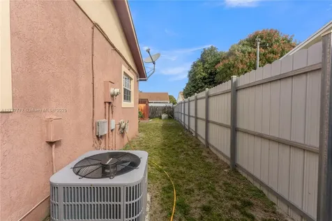 3307 NW 202nd Lane Miami Gardens FL 33056