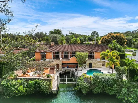1181 S Alhambra Circle Coral Gables FL 33146