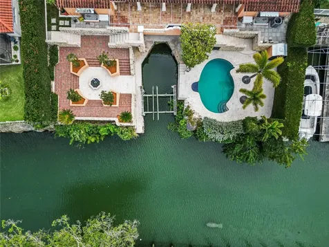 1181 S Alhambra Circle Coral Gables FL 33146