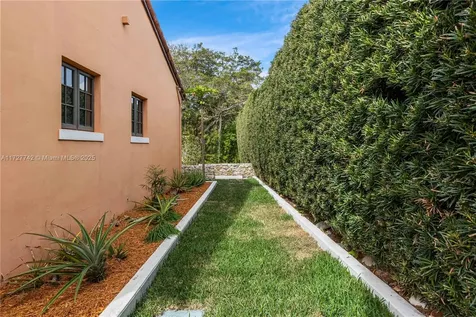1181 S Alhambra Circle Coral Gables FL 33146