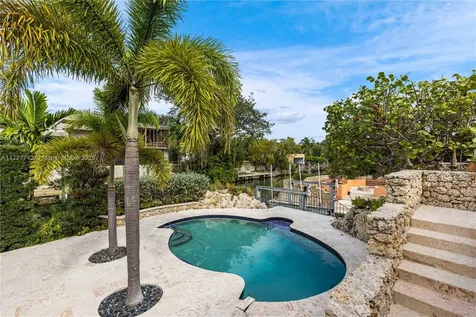 1181 S Alhambra Circle Coral Gables FL 33146