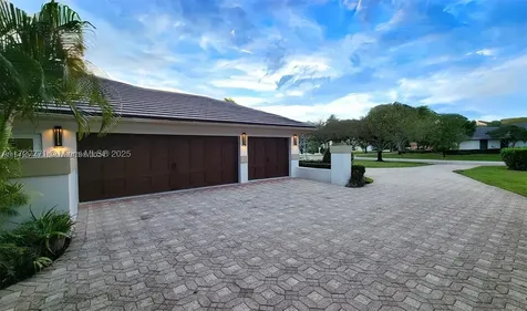 7700 S Woodridge Drive Parkland FL 33067