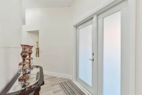 213 NW 101st Avenue Plantation FL 33324