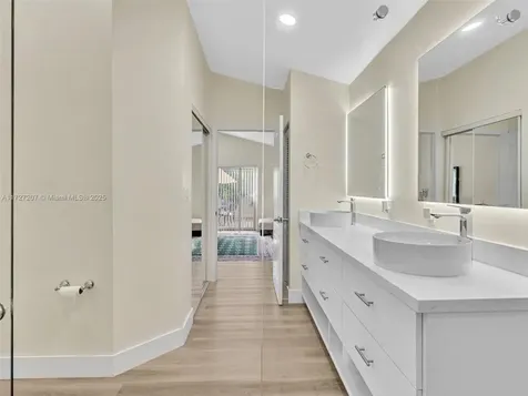 213 NW 101st Avenue Plantation FL 33324