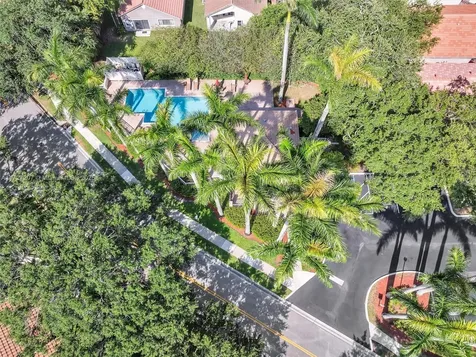 213 NW 101st Avenue Plantation FL 33324