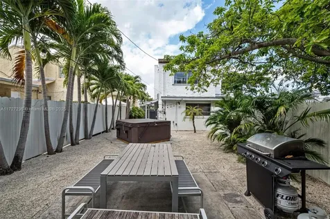 1428 SW 11th Terrace Miami FL 33135