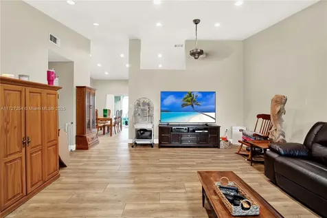 13501 SW 182nd Street Miami FL 33177