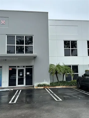 7859 NW 46th Street Doral FL 33166
