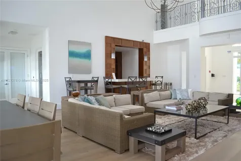 3215 NE 184 Street Aventura FL 33160
