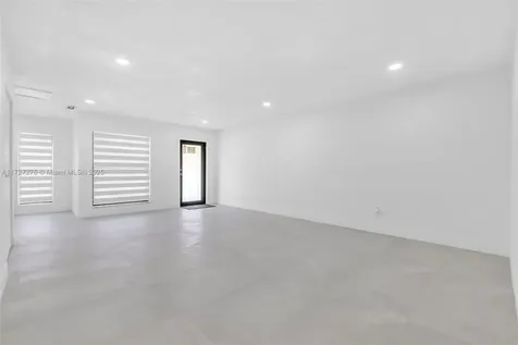 20640 Manta Drive Cutler Bay FL 33189