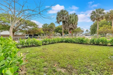 20640 Manta Drive Cutler Bay FL 33189