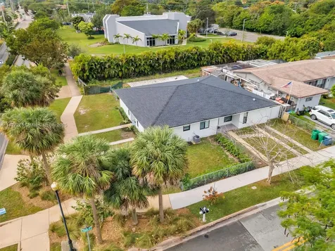 20640 Manta Drive Cutler Bay FL 33189