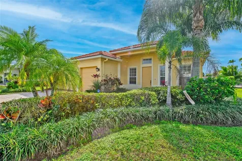 108 N Tuscany Drive Royal Palm Beach FL 33411