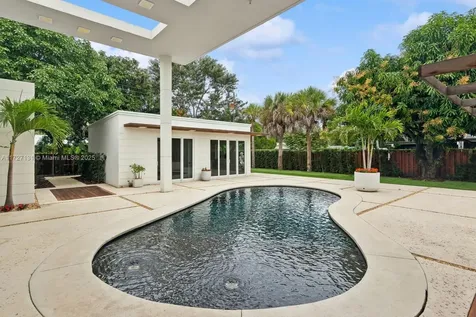 7965 SW 136th Street Pinecrest FL 33156