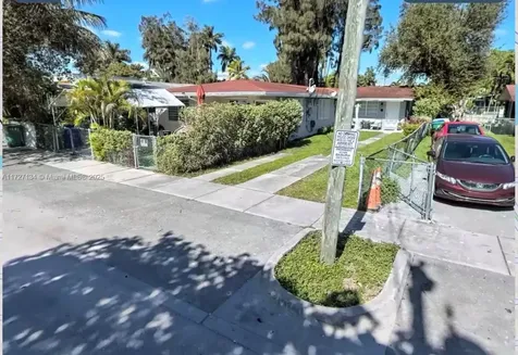 3285-3287 NW 13th Terrace Miami FL 33125