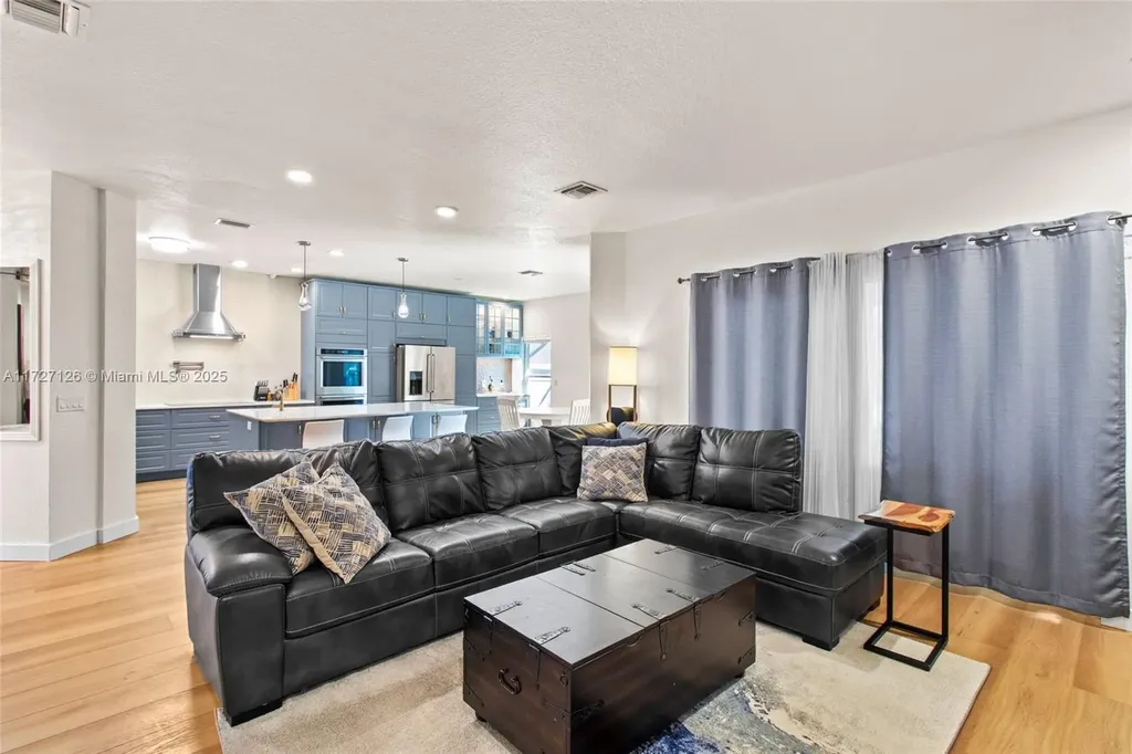 5629 NW 117th Avenue Coral Springs FL 33076