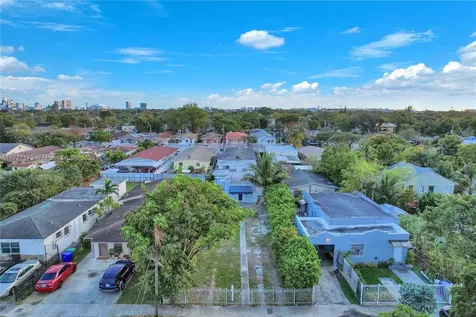 2372 NW 34th Street Miami FL 33142