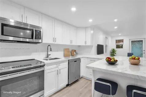 2372 NW 34th Street Miami FL 33142