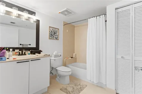 16699 Collins Avenue Sunny Isles Beach FL 33160