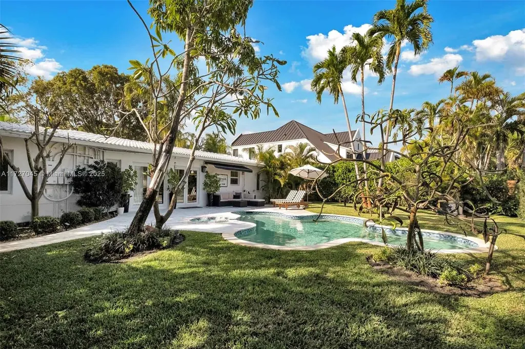 726 NE 17th Way Fort Lauderdale FL 33304