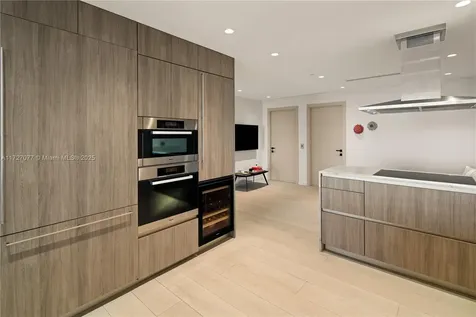 360 Ocean Drive Key Biscayne FL 33149