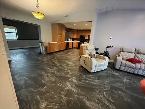 1100 SW 49th Terrace Margate FL 33068