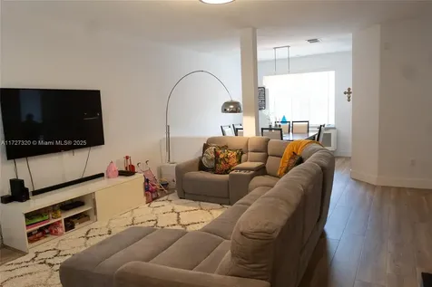 13810 SW 114th Terrace Miami FL 33186