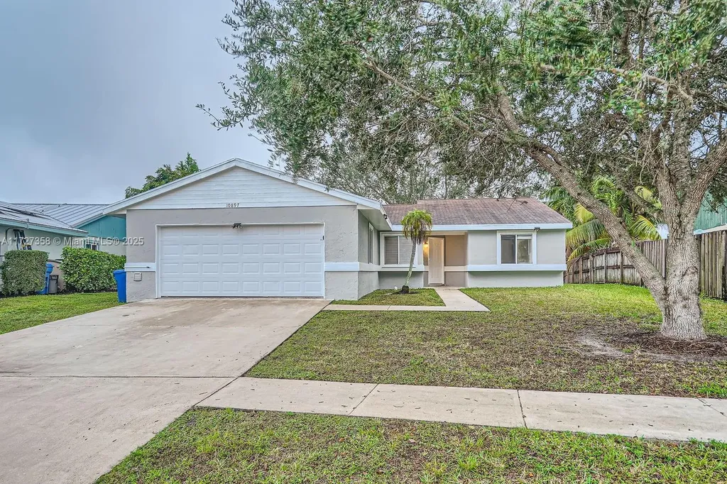 10897 Grandview Court Royal Palm Beach FL 33411