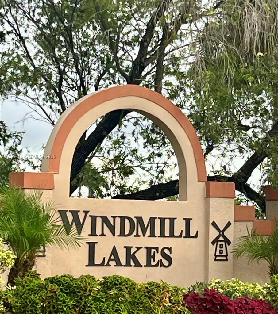 8710 SW 3rd Street Pembroke Pines FL 33025